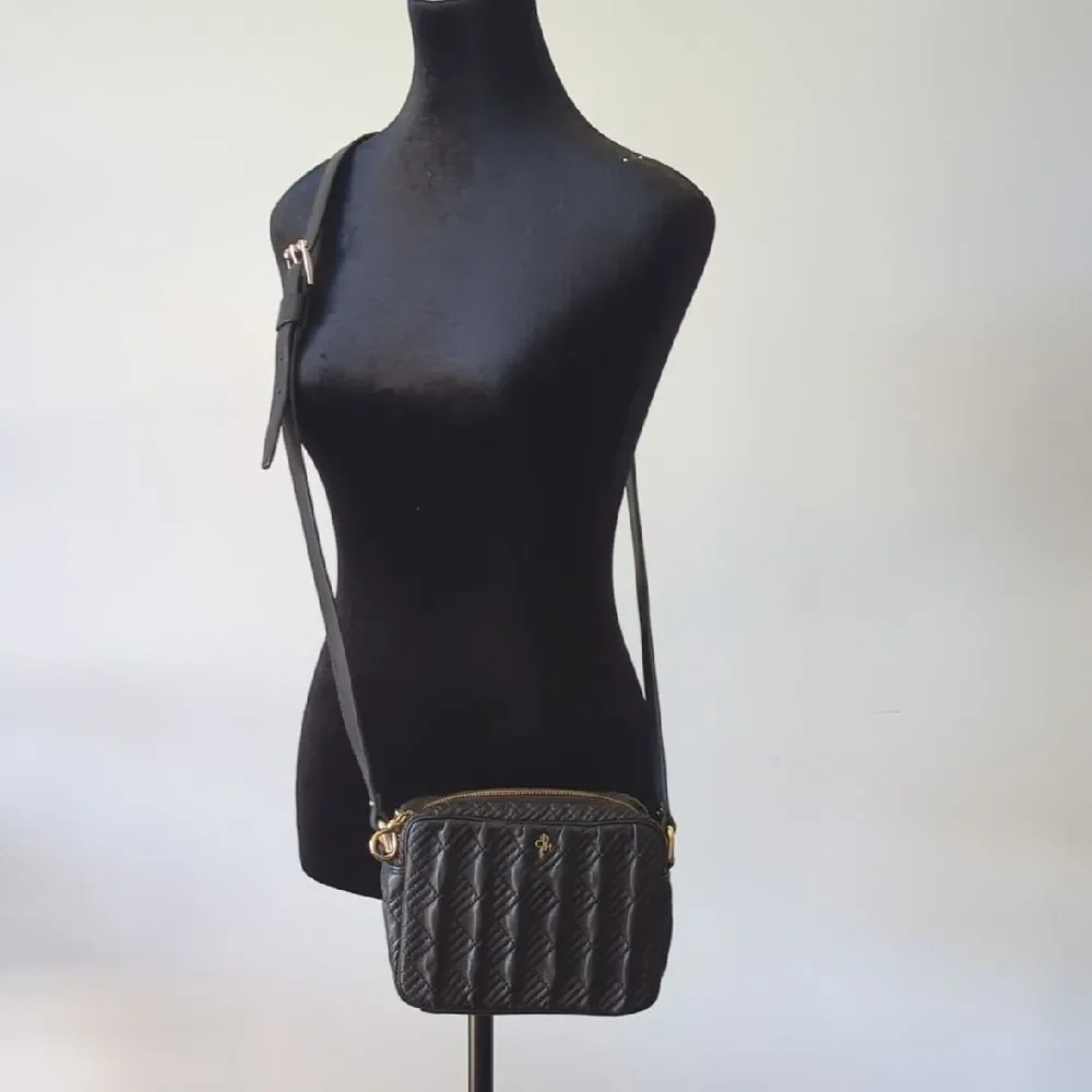Quilted Black and Gold Crossbody Bag